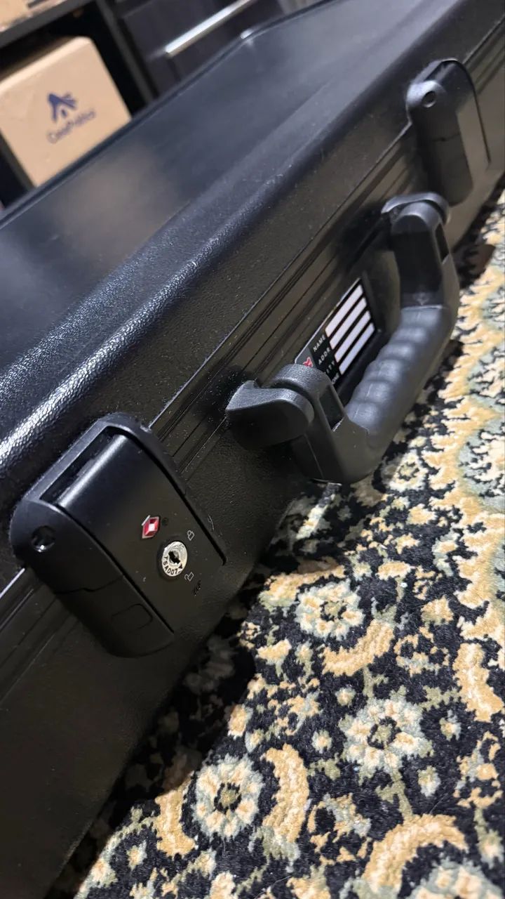 Hard Case Gator TSA para Baixo