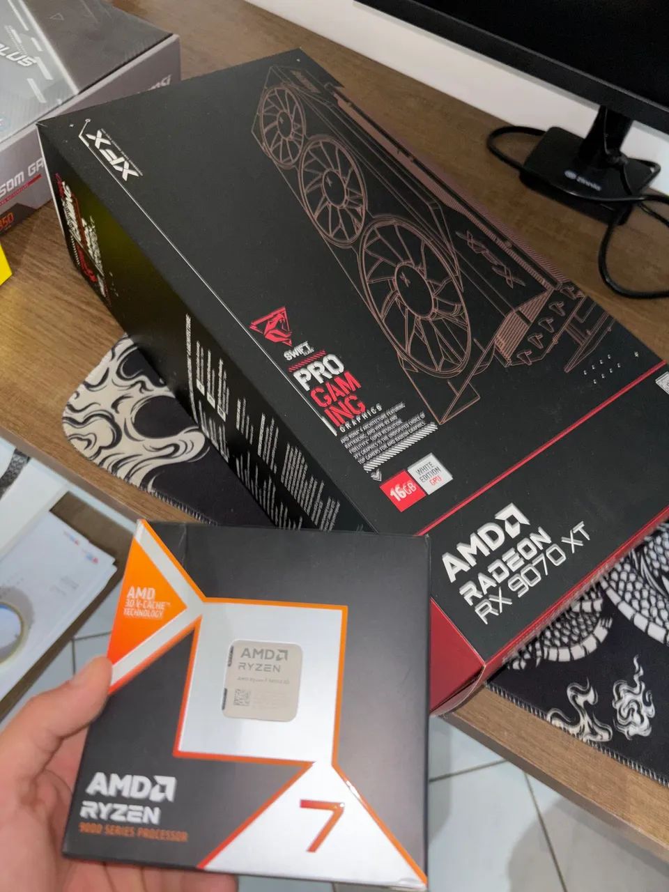 PROCESSADOR Ryzen 79800x3d e PLACA RX9070, AMBOS NUNCA ABERTOS!!!