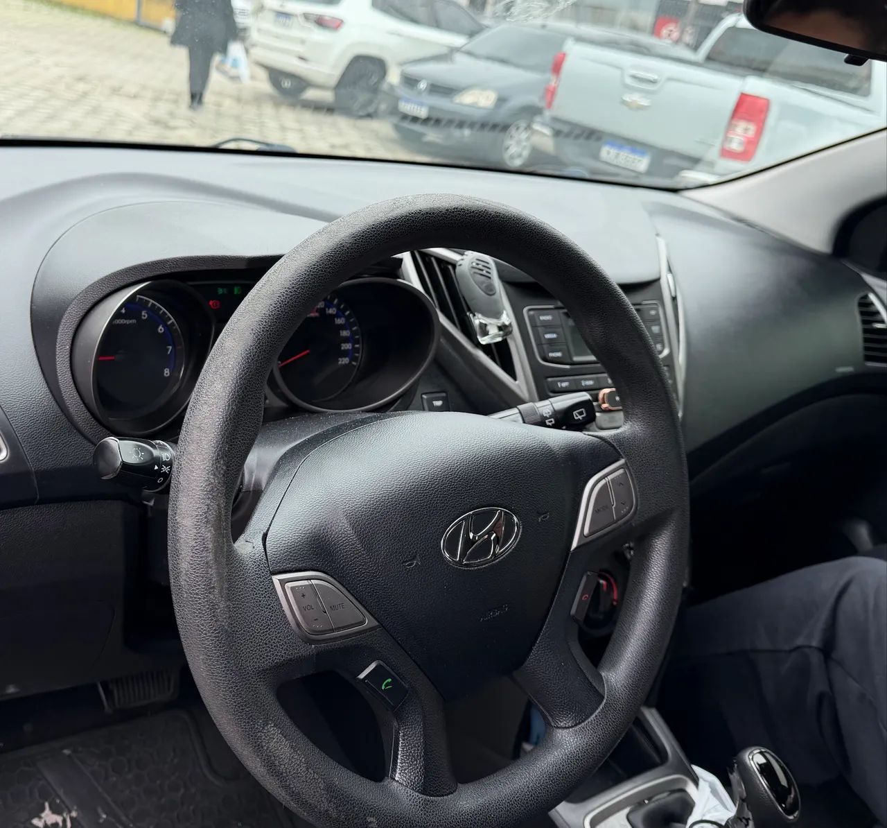 Hyundai HB20 C.style/c.plus 1.6 Flex 16V Aut. 2017 - Foto 2