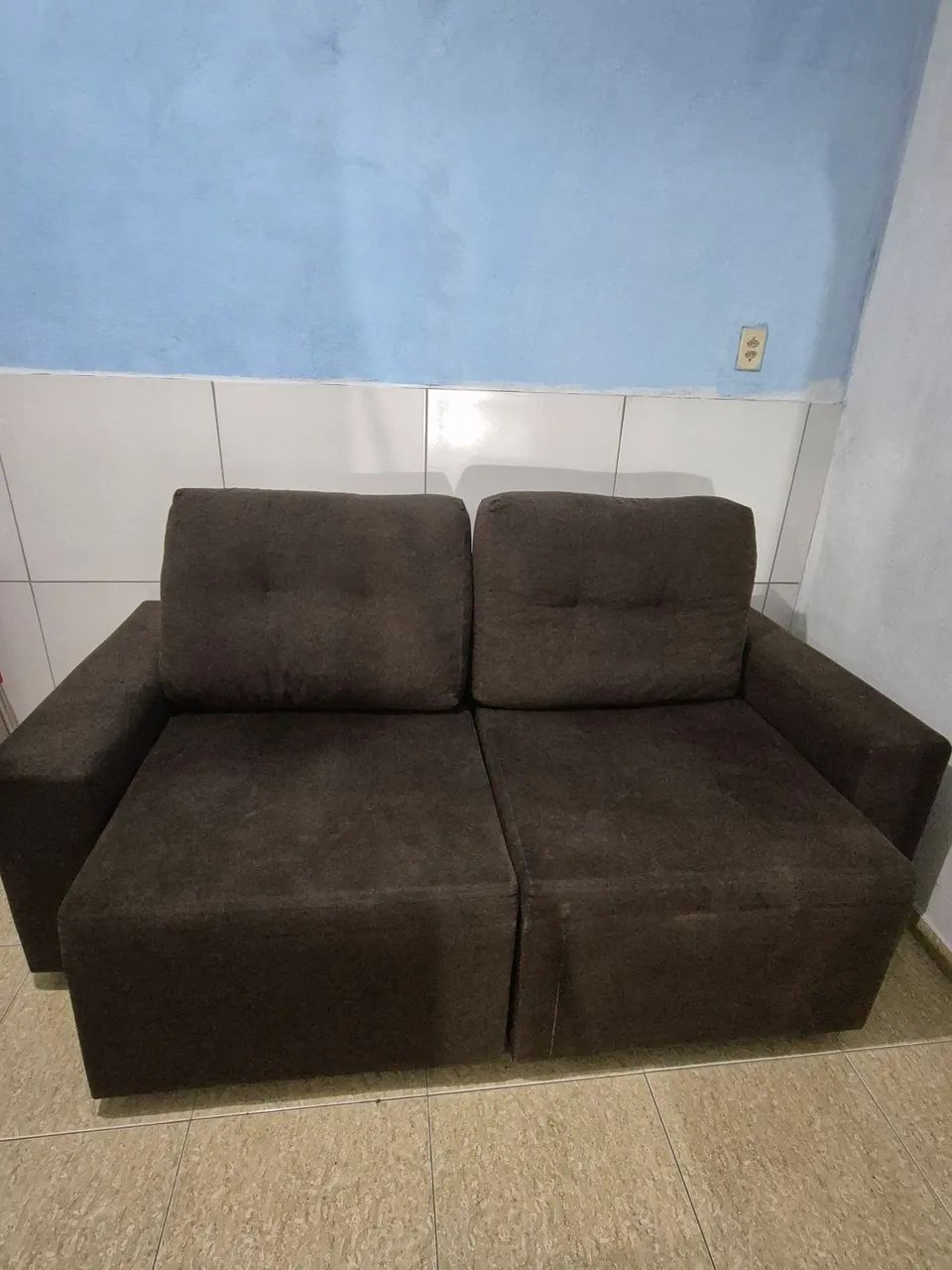 Sofá retrátil