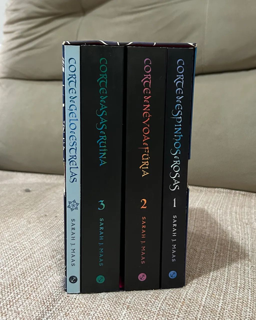 BOX ACOTAR - CORTE DE ESPINHOS E ROSAS - Foto 2
