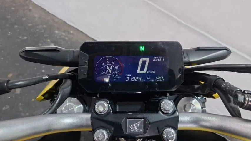 CB 300F TWISTER ABS - Foto 4