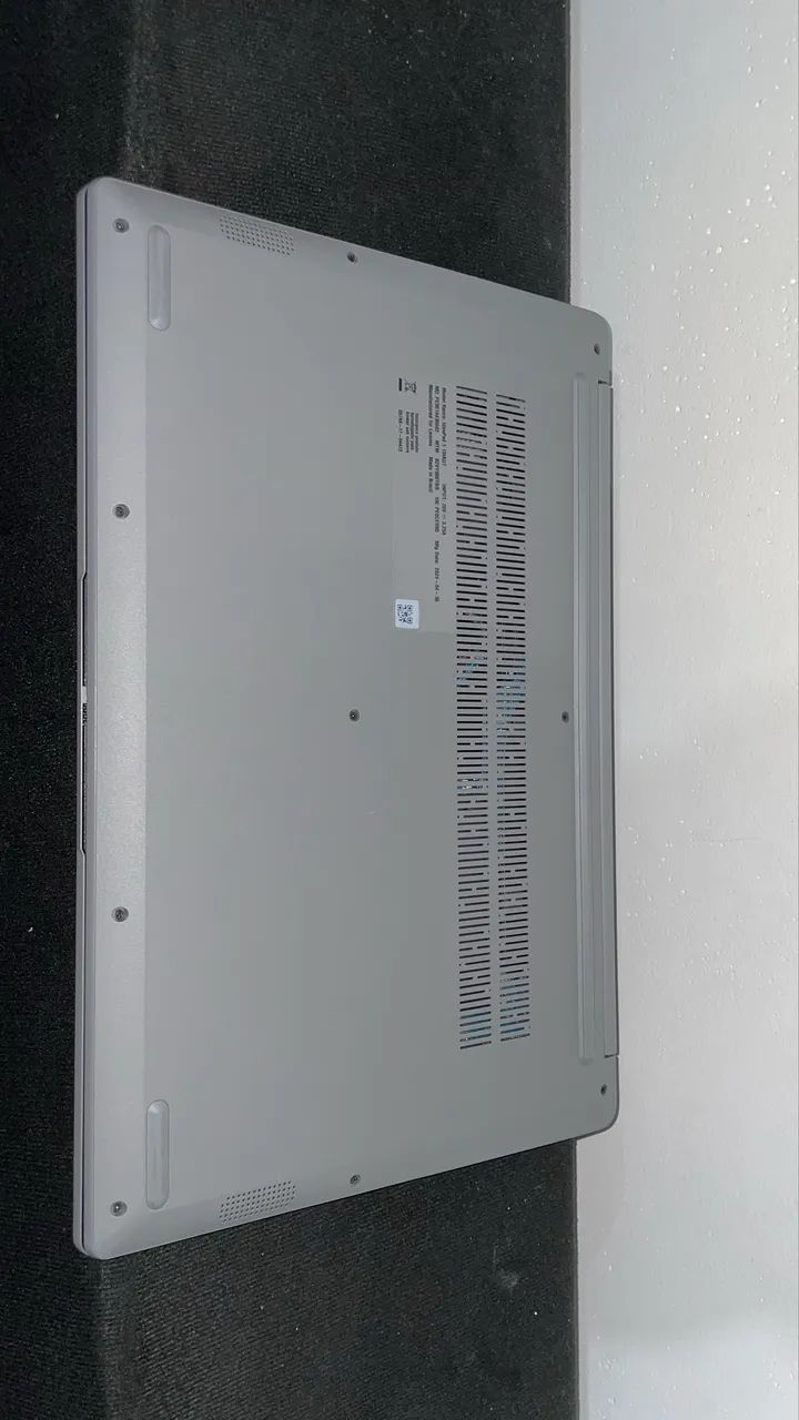 Lenovo IdeaPad 1 15IAU7 - Foto 4