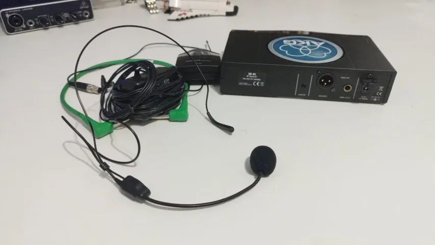 Kit Akg Perception SR45 com mic, receptor e cabos - Foto 3