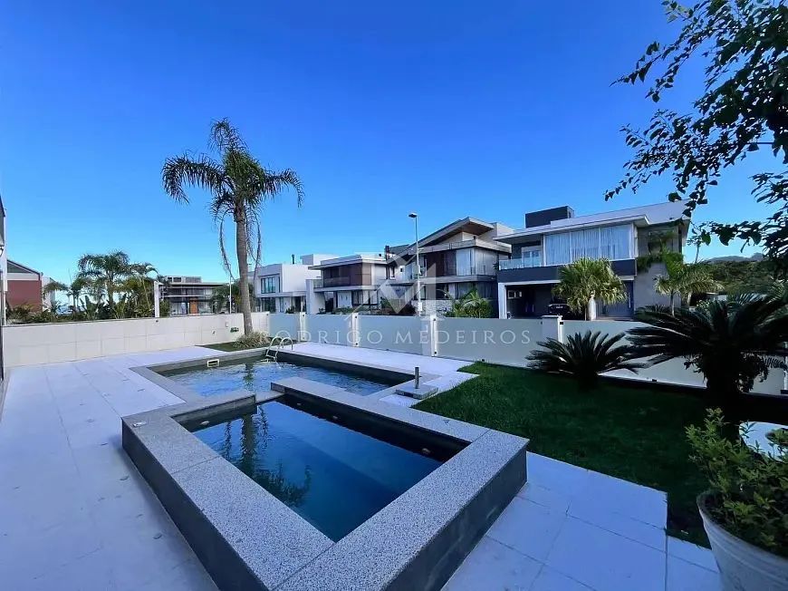 Casa com 5 suítes no Morro das Pedras, Florianópolis - Foto 4