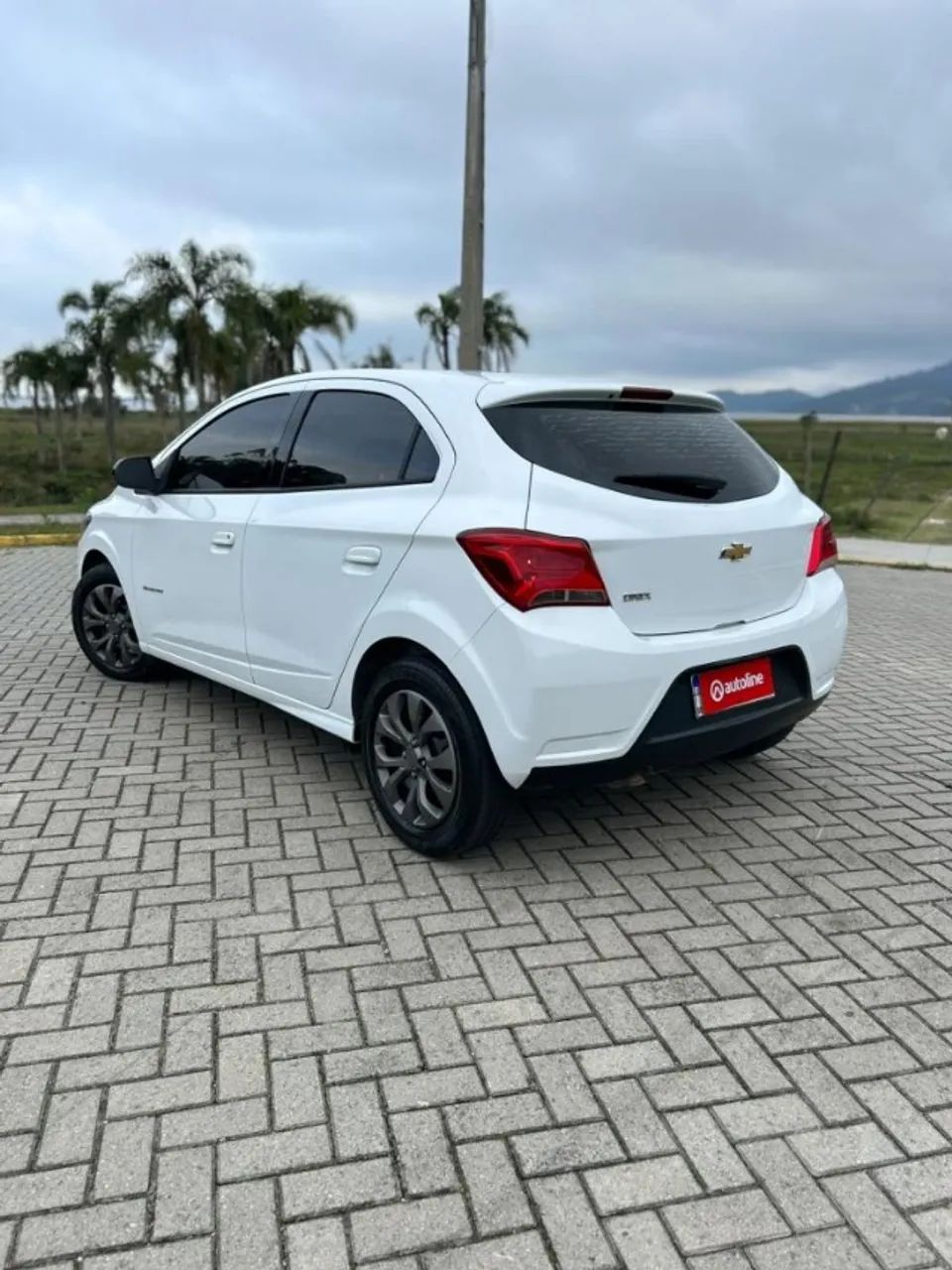 Chevrolet Onix Hatch Advantage 1.4 8V Flex Aut. 4P 2019 - Foto 5
