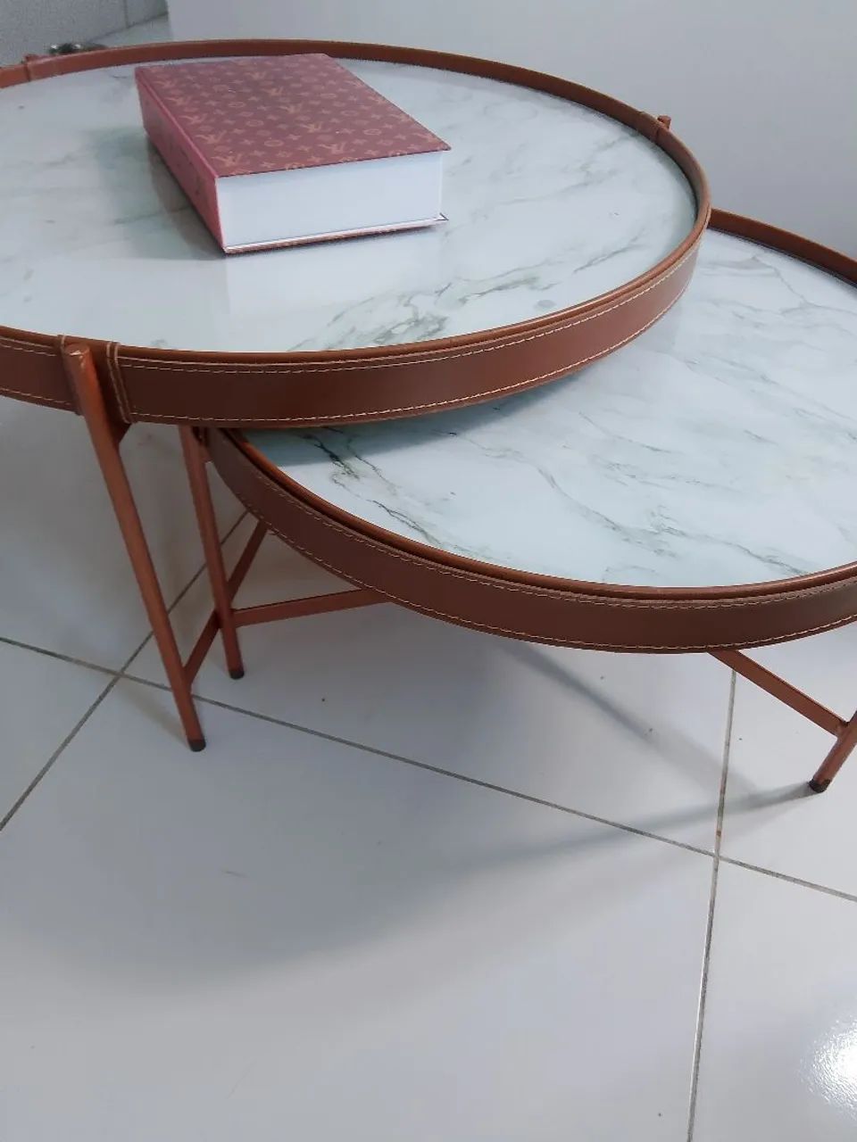 Belíssimo conjunto de centro de sala