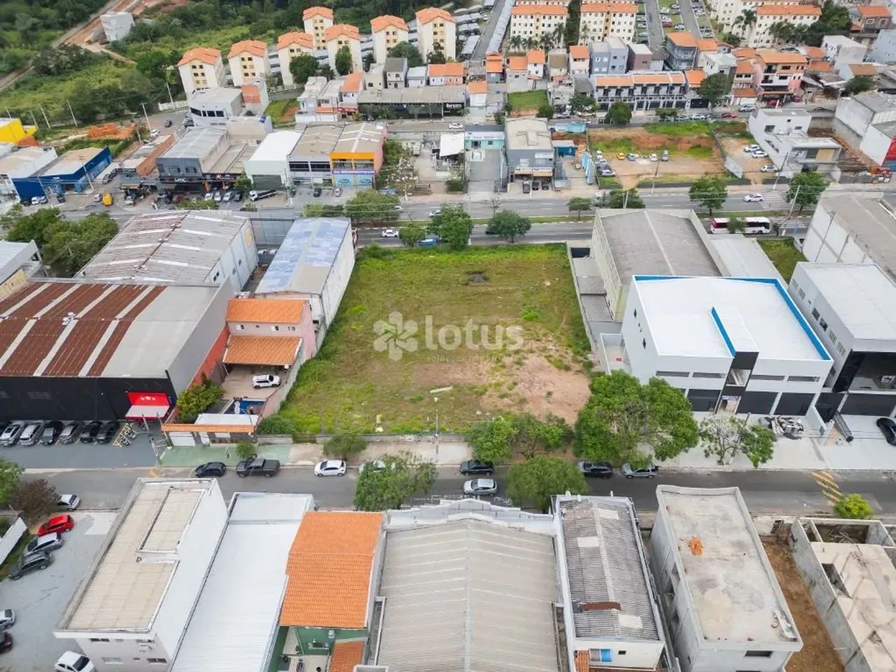 Ótima Oportunidade na Avenida Tenente Marques