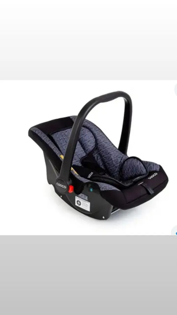 Bebê conforto marca cosco,cor preta com cinza