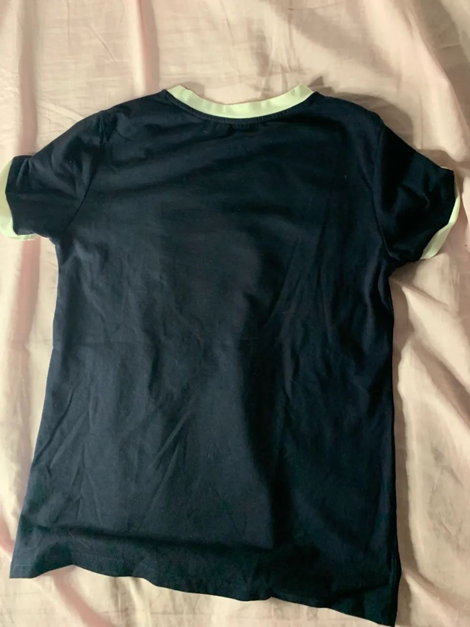Camiseta em ótimo estado - Foto 2