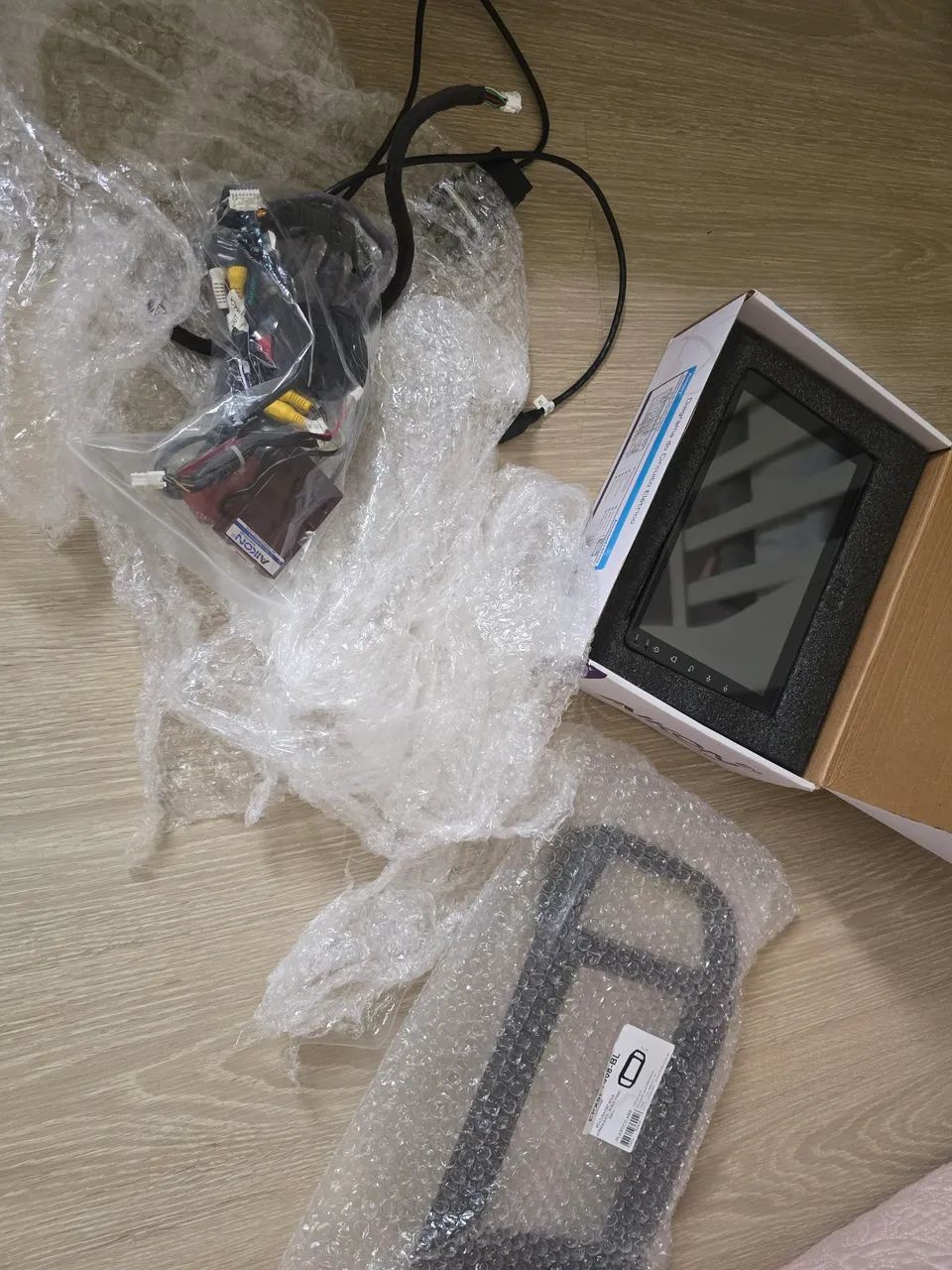 KIT MULTIMIDIA AIKON ELECTRON 9 POLEGADAS + Moldura de Strada 2020 p/<br>frente - Foto 2