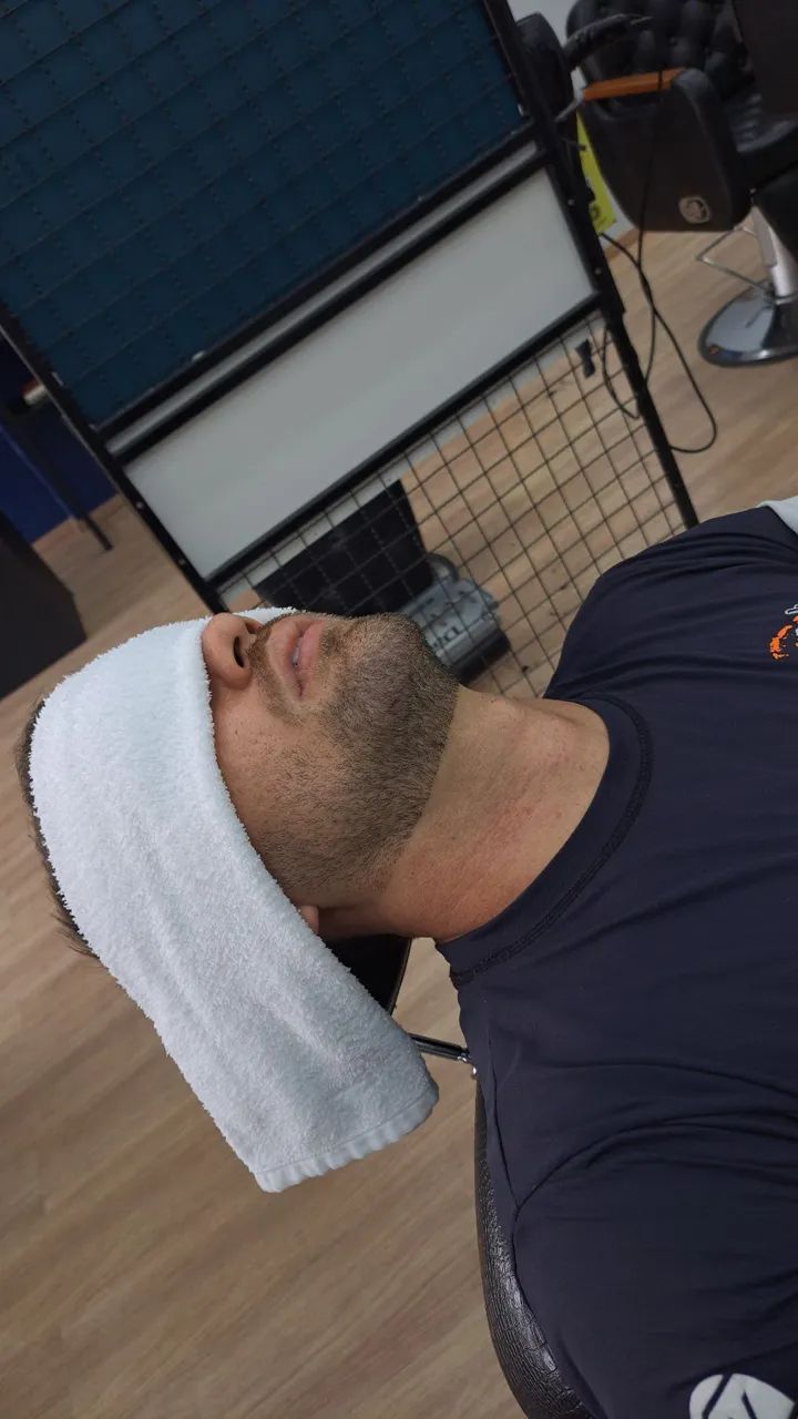 Barbeiro Adomicilio  ?