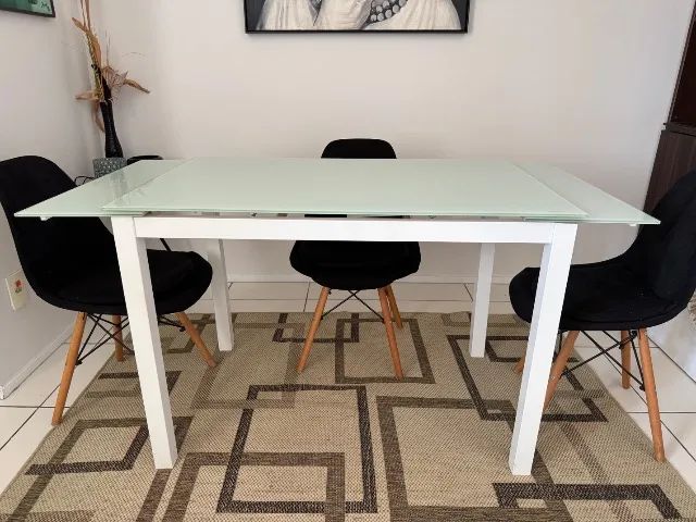 Mesa de jantar extensível