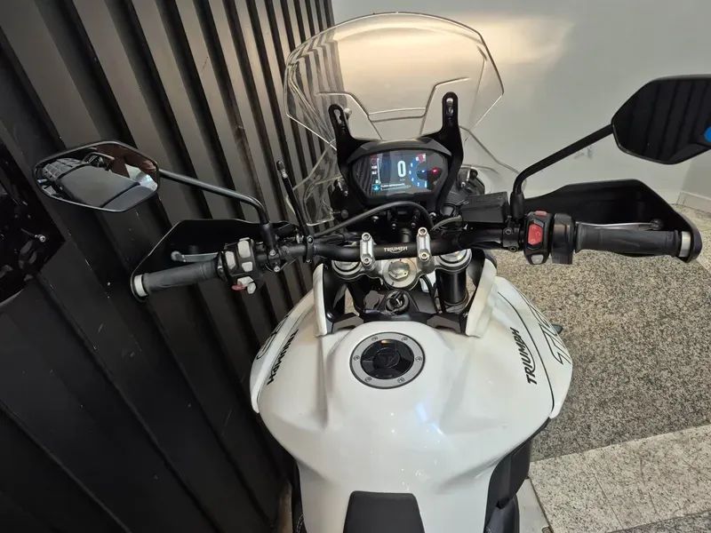 Triumph Tiger 800 800 cc  - Foto 4
