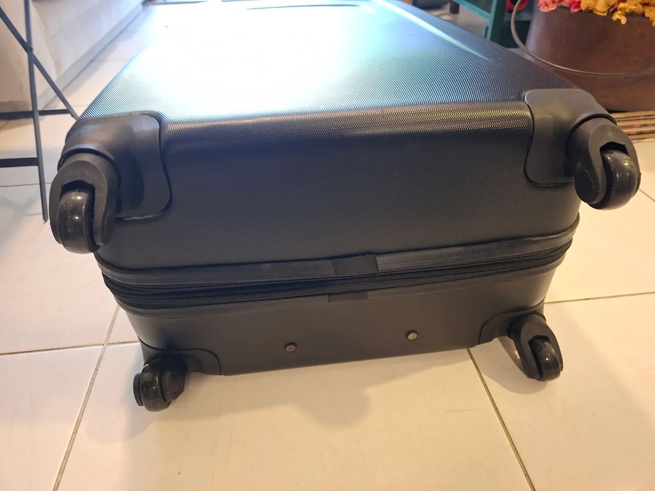 Mala Baú Samsonite preta - Foto 4