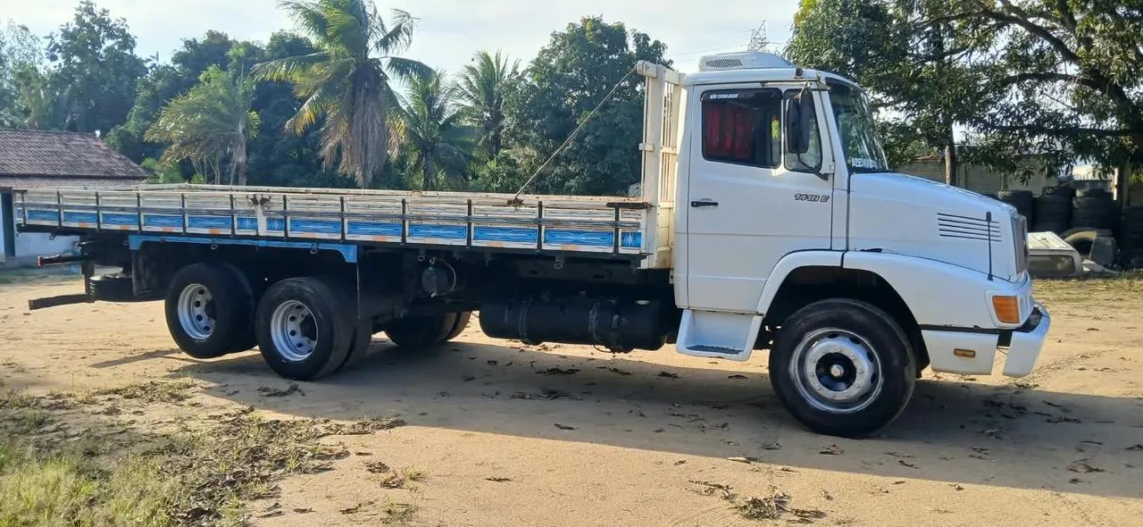 MB 1418 ANO 1995 COM AR CONDICIONADO  - Foto 3