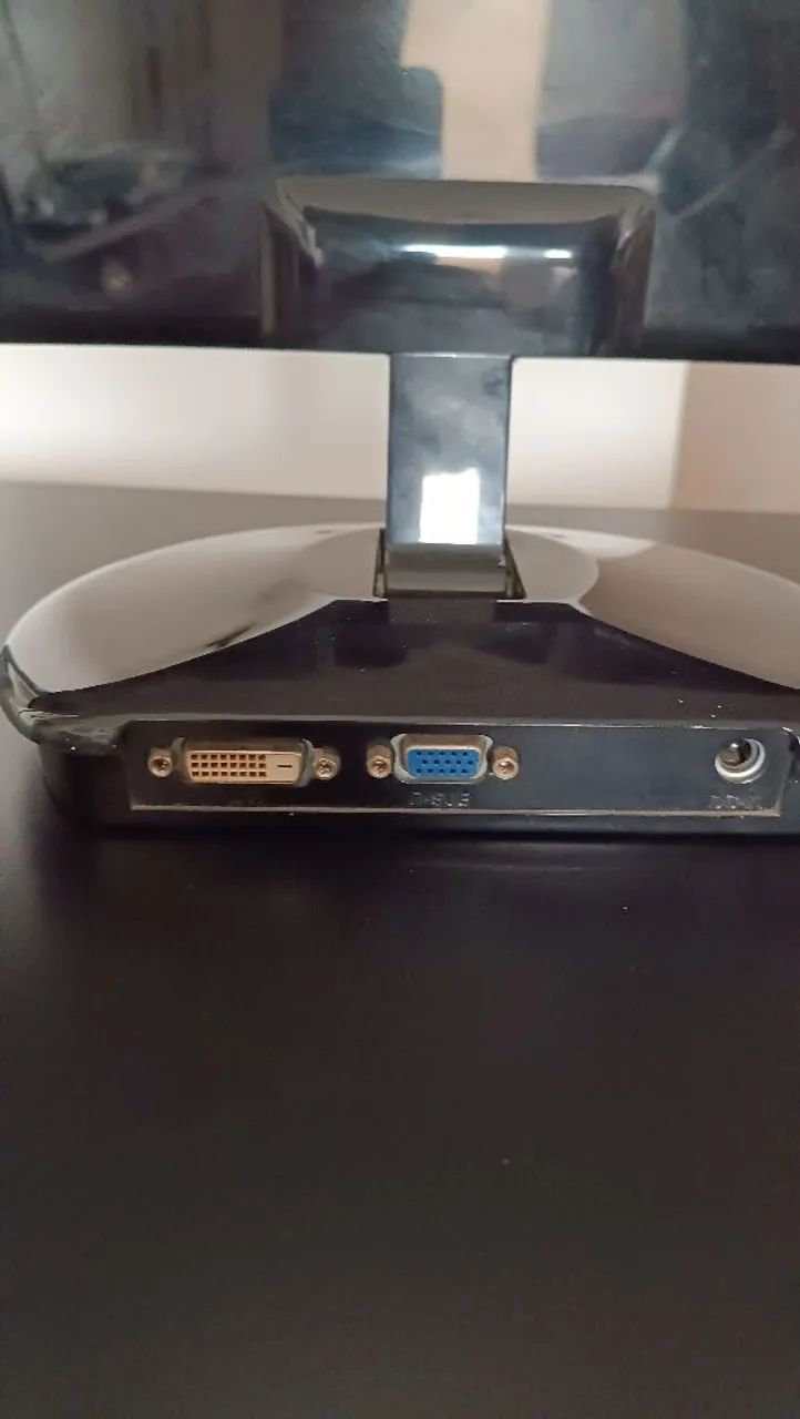 Monitor AOC - LCD Full HD - 21,5 - Foto 4