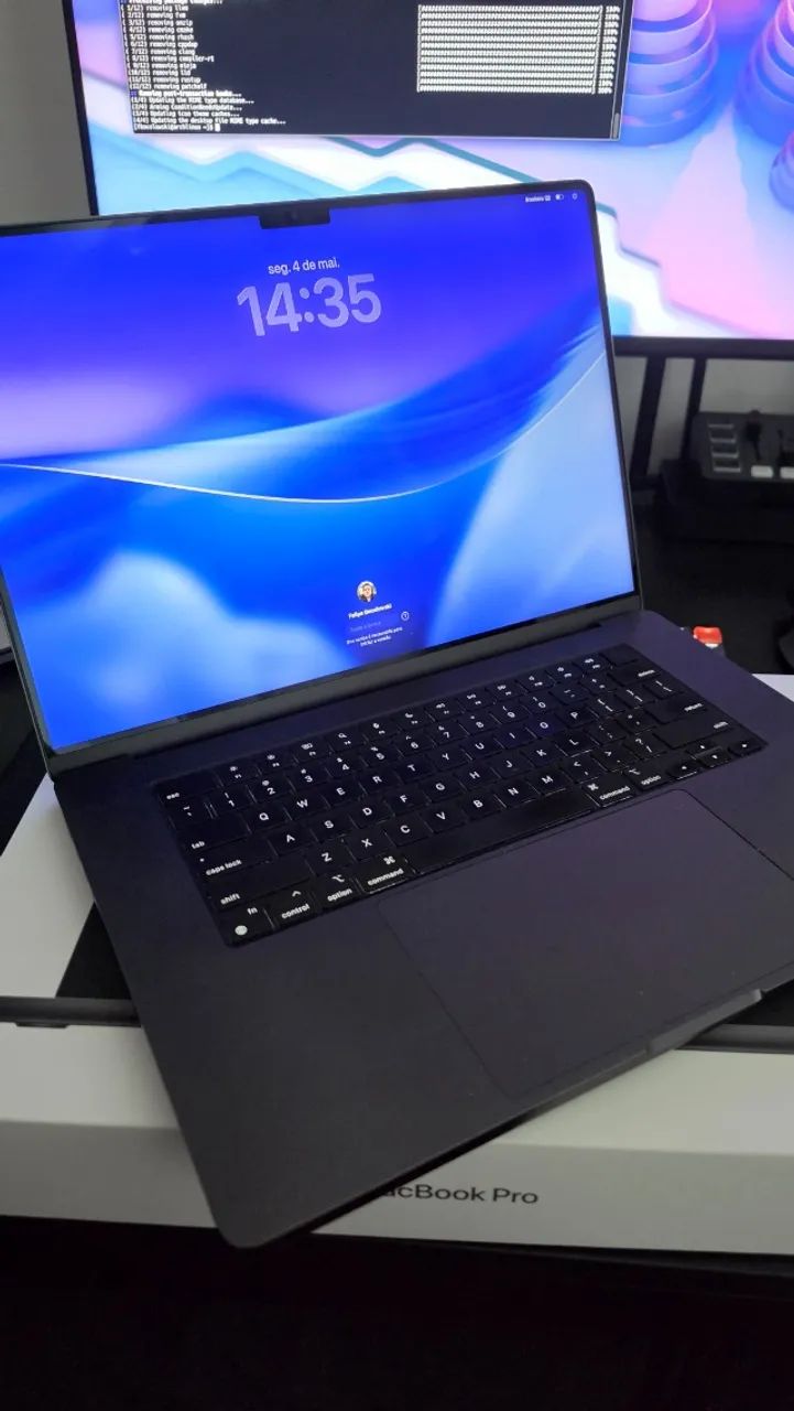 MacBook Pro M3 Pro Tela 16 polegadas 18GB RAM 512GB - Notebooks