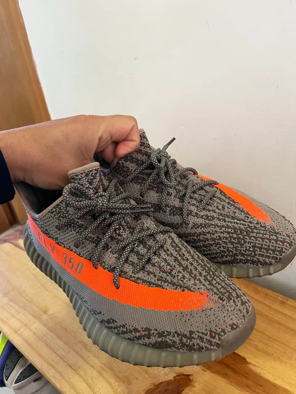 Yeezy Boost 350 v2 Beluga