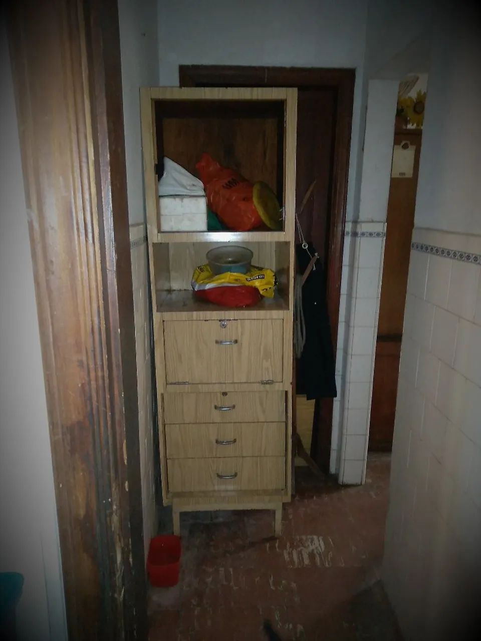 Armario vertical em formica  - Foto 2