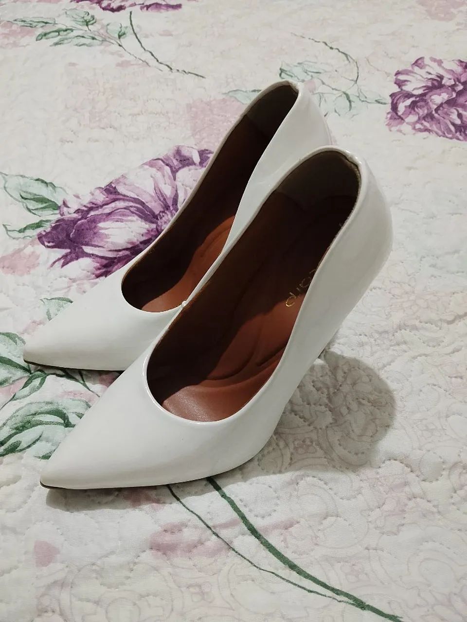 Scarpin branco 