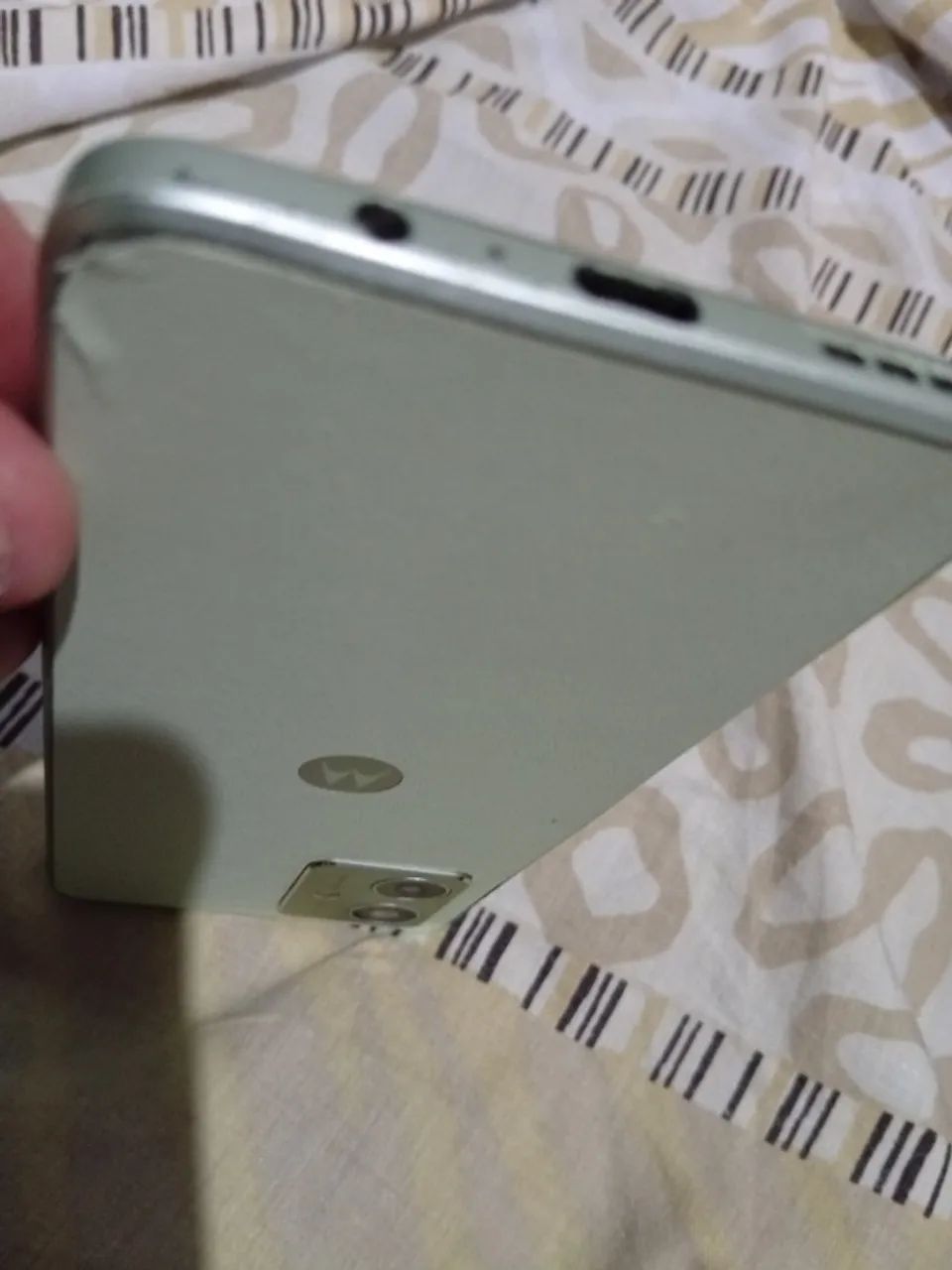 Célular Moto G54