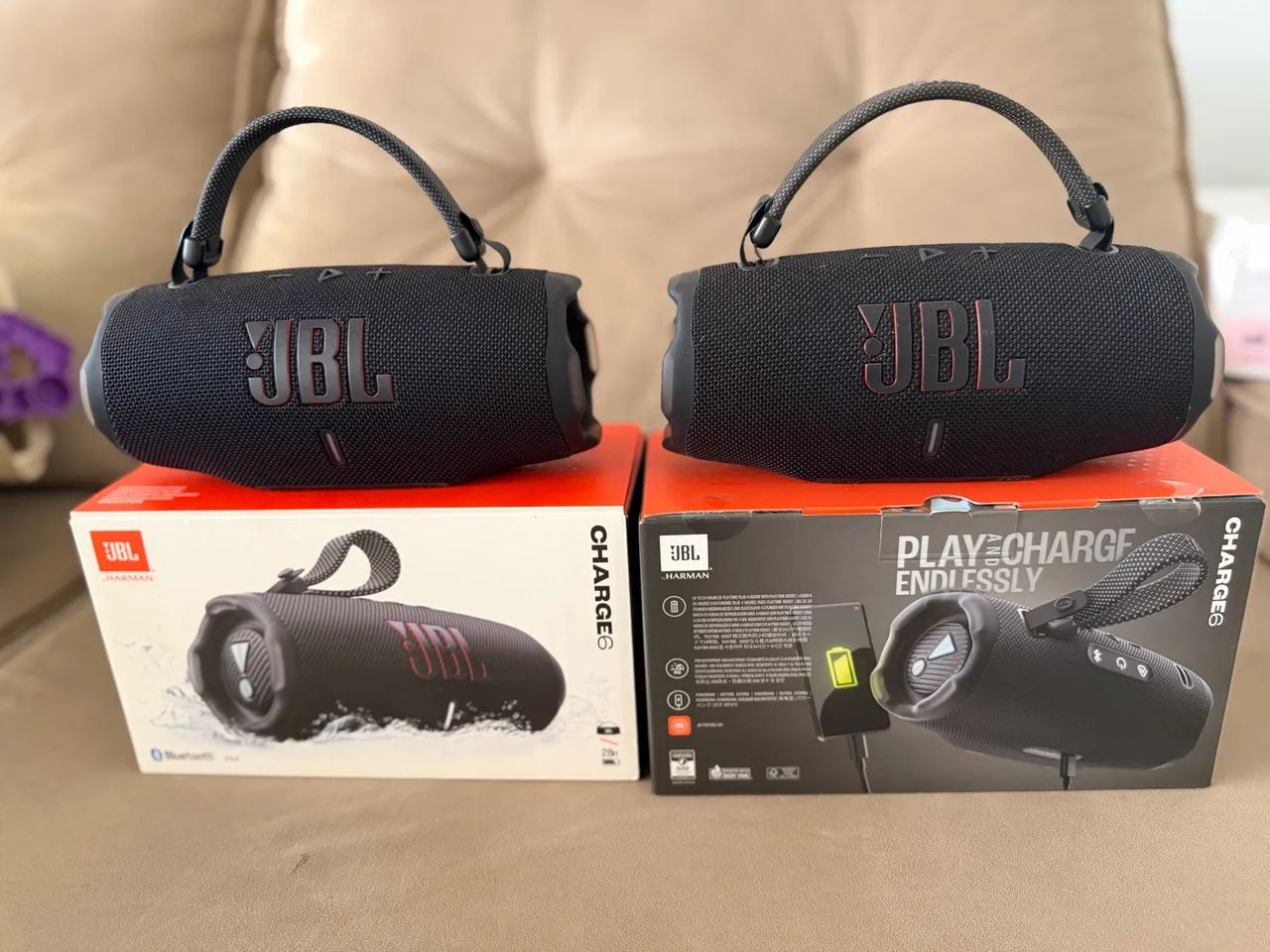 Caixa de som JBL Charge 6 02 unidades  - Foto 2