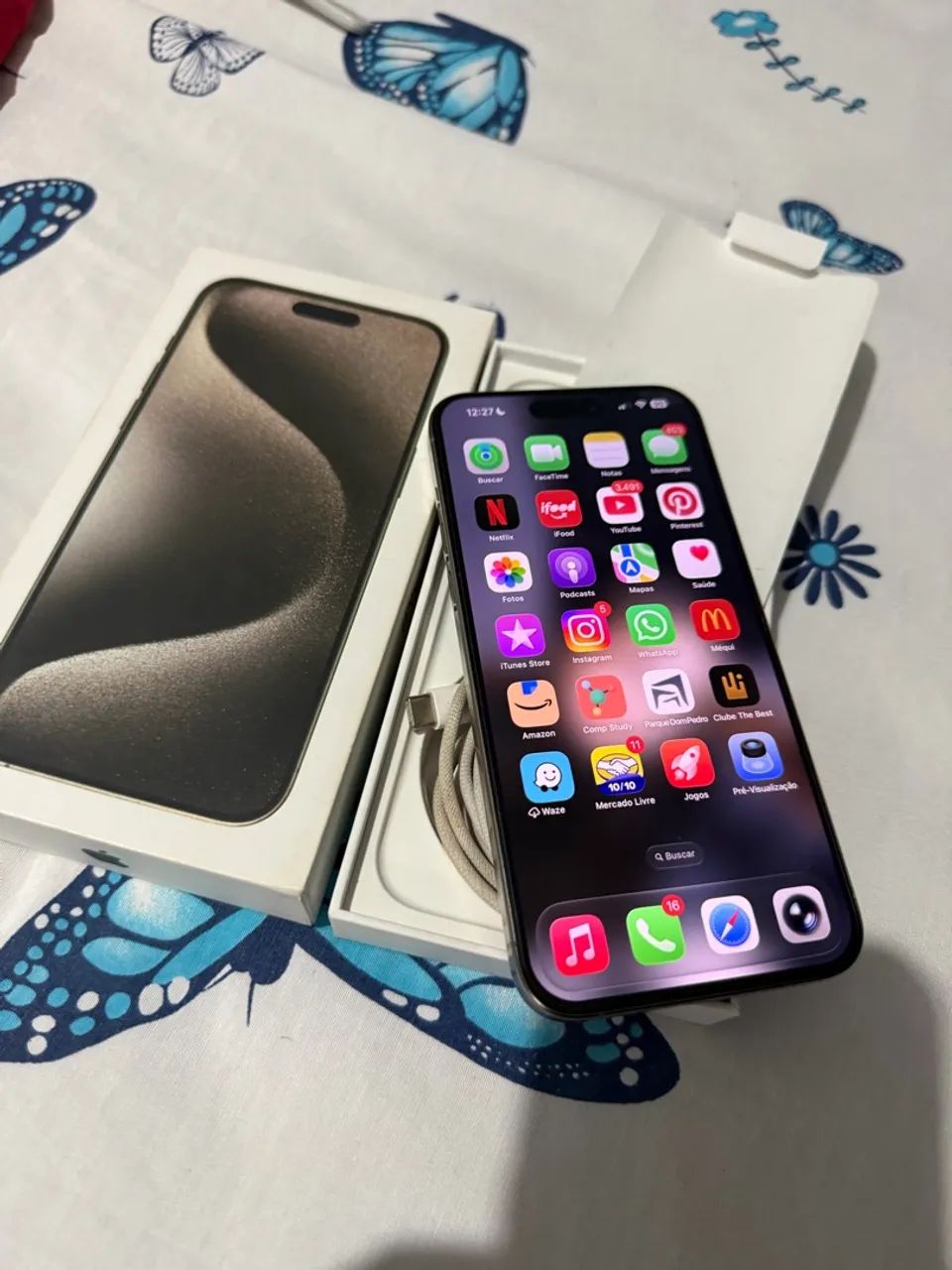 Vendo iPhone 15 pro Max desert 256 gigas 