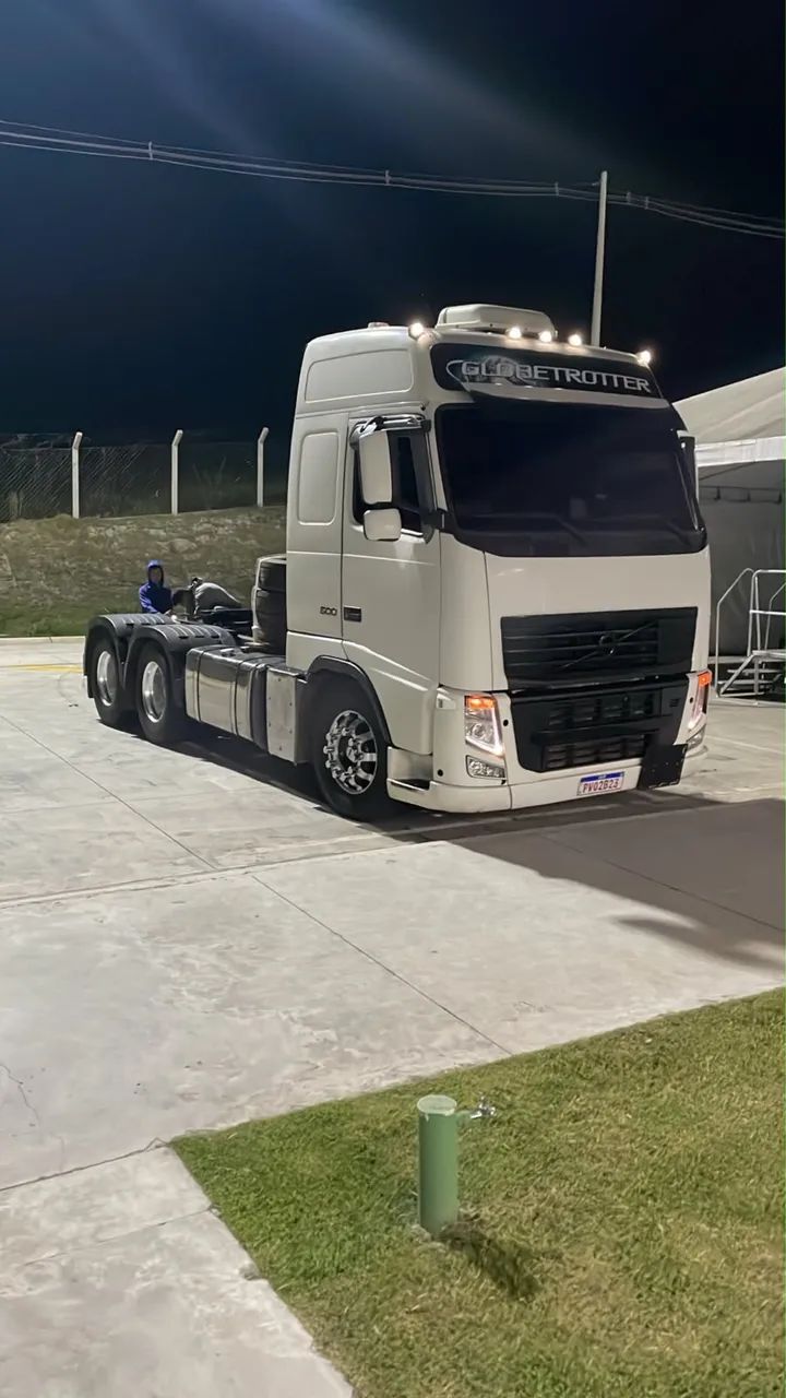 ÁGIO VOLVO 2014 6x4