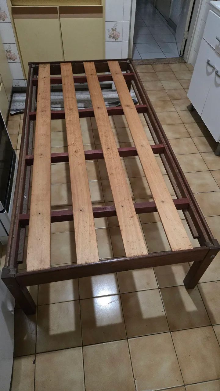 Cama madeira maciça  - Foto 3