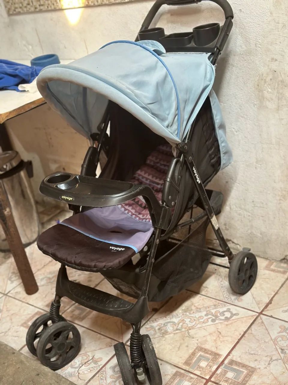 carrinho de bebê 
