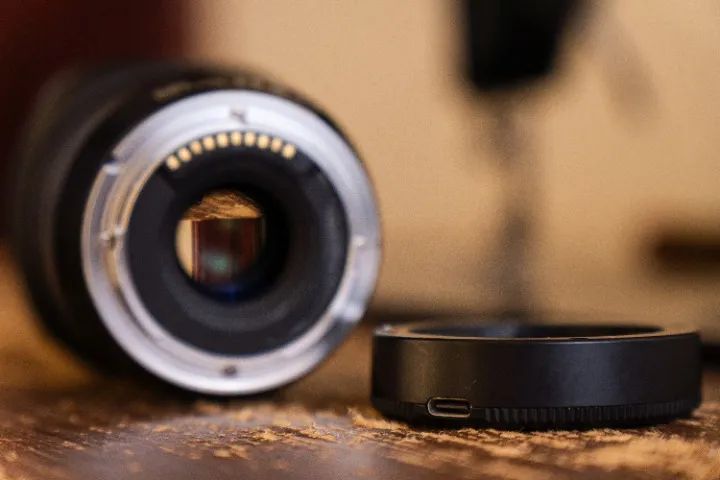 Lente TTartisan 56mm f/1.8 para Sony APS-C - Foto 5