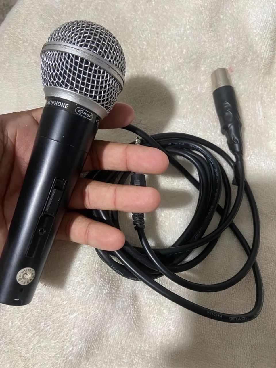 Vendo microfone super conservado  - Foto 5