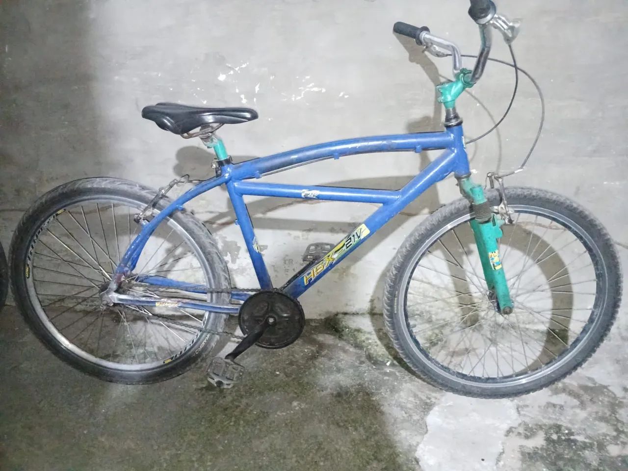 Bicicleta aro 26 jante aero rolamento quadro de alumínio 