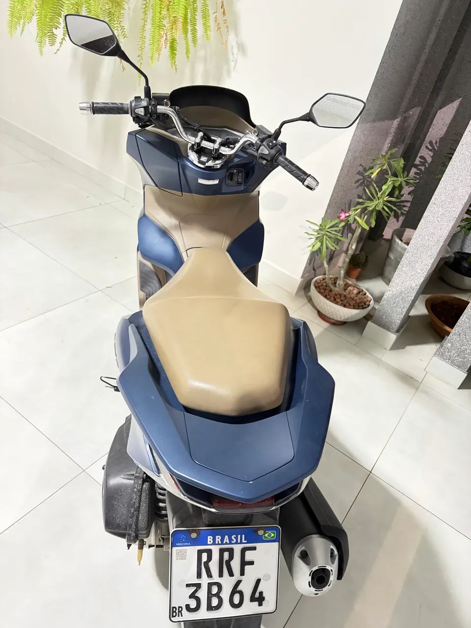 PCX DLX 2024 - Foto 3