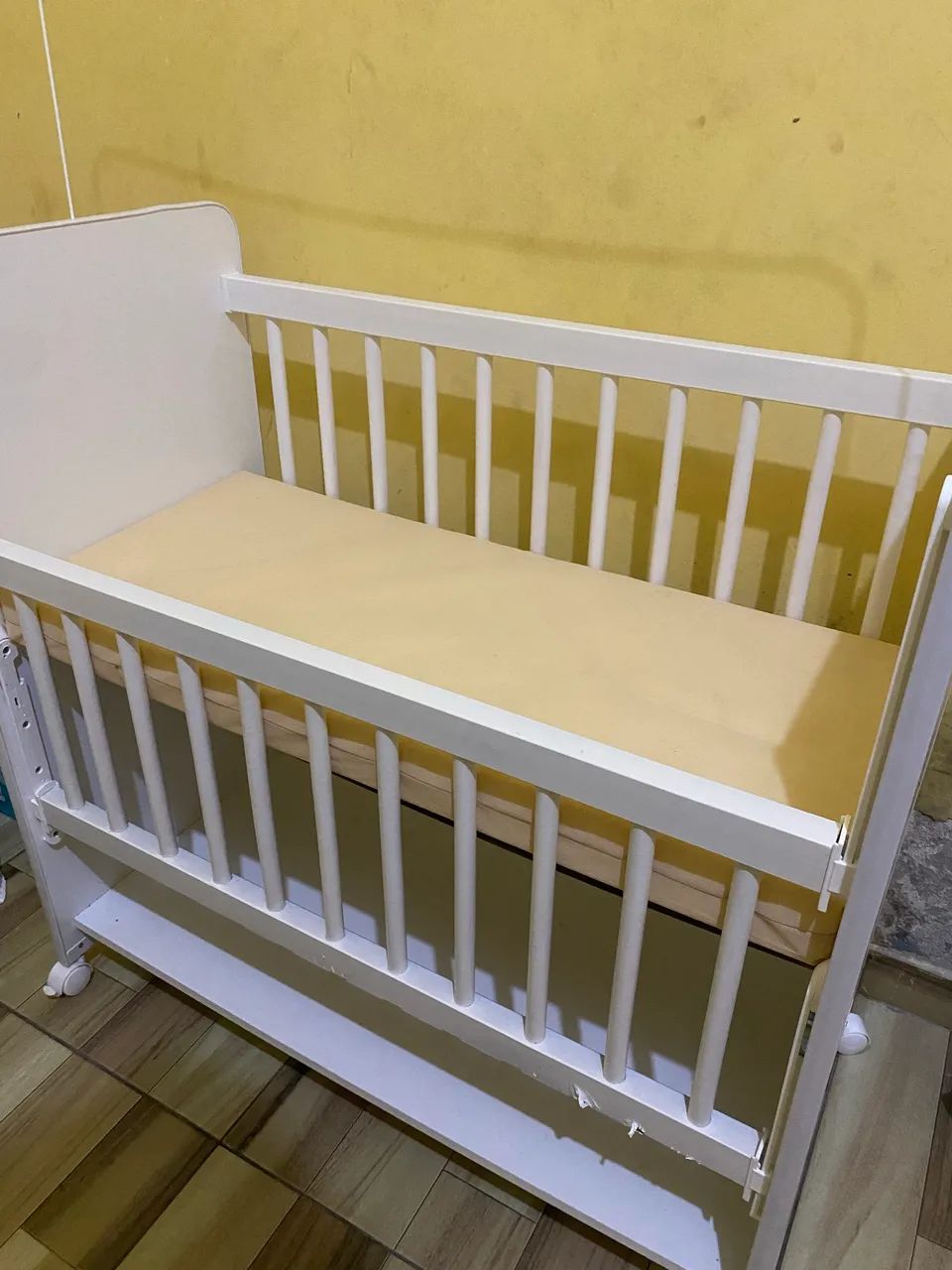 Mini berço com colchão  - Foto 3