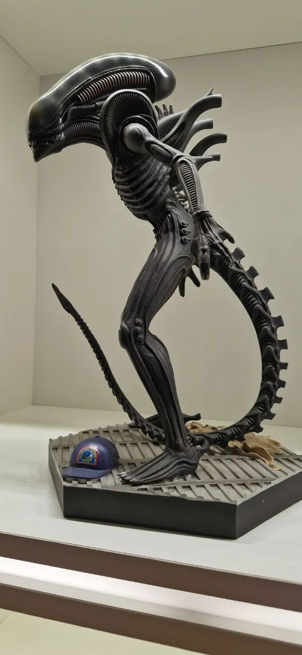 Mega Alien Xenomorfo Alien & Predador Eaglemoss 32 Cm - Foto 2
