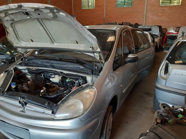 Sucata carroceria citroen Picasso - Foto 2