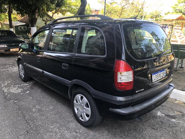 Zafira 2.0 8v 2011 gnv 23.990,00 - Foto 3