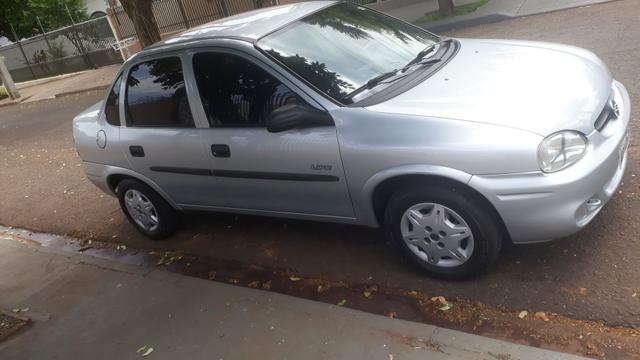 Corsa 2006/2007 troco por maior valor - Foto 3