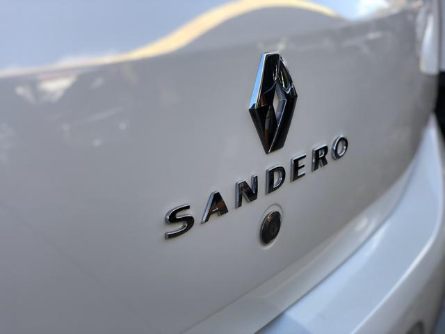 Sandero 1.0 2018 único dono - Foto 4