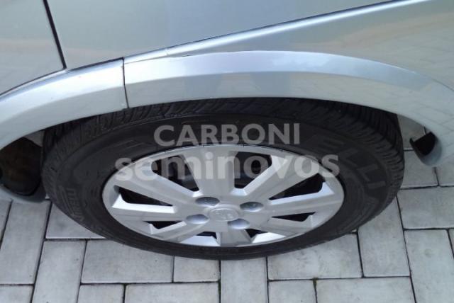 CHEVROLET CORSA 2010/2011 1.4 MPFI PREMIUM SEDAN 8V FLEX 4P MANUAL - Foto 8