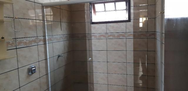 Alugo casa com 1 suite, mais 2 quartos no bairro Guanabara - Foto 5