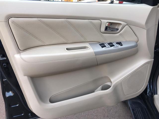 Toyota Hilux Sw4 srv 3.0 4x4 automatica - Foto 18