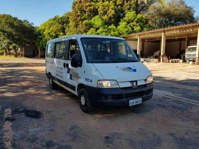Van Peugeot Boxer 16 Lugares 2014 Aceito Oferta/Troca