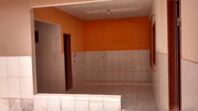 Casa 3 quartos, ótima referência, recém reformada - Foto 7