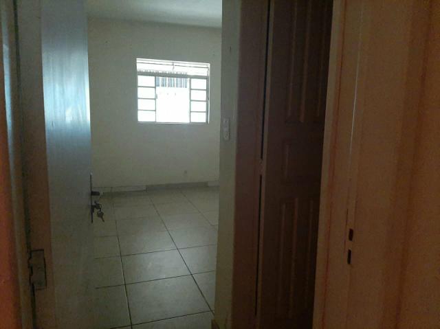Casa com quintal e garagem no Açude II - Foto 3