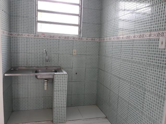 Alugo Casa no Parque 10 com 1 Quarto, Fica bem no Centro do Parque 10 - Foto 4