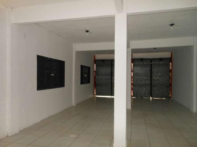 Aluga-se Ponto Comercial com 2 pavimentos em excelente localização - Rua Beira Rio, 1294 - Foto 4