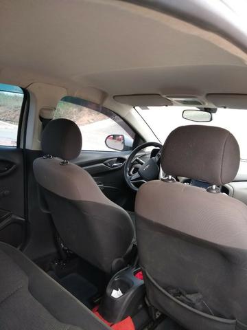 Carro Prisma 1.0 - 2016 - Foto 7